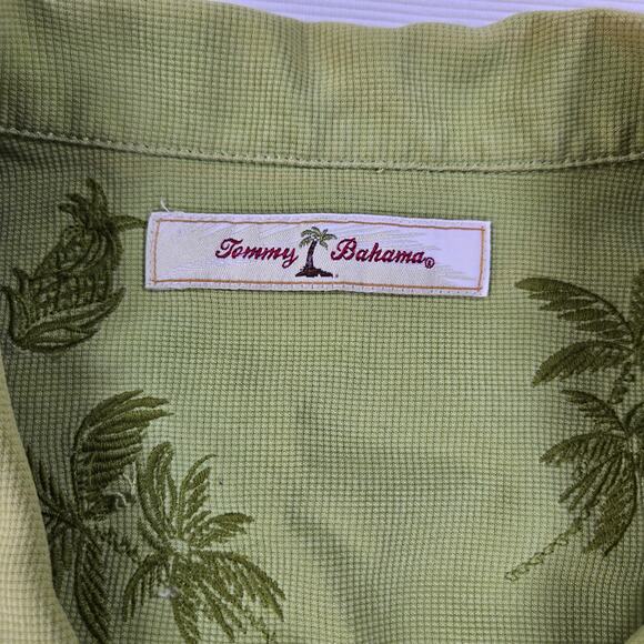 Tommy Bahama Green Short Sleeve 100% Silk Button Up Shirt‎ Men's Size XXL - Picture 2 of 6